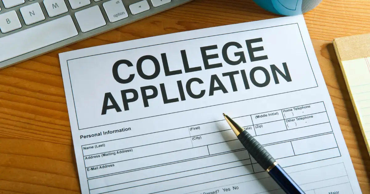 What is the Difference between Common Application and University Application?